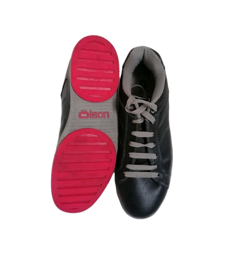 Men black red lace up trainers UK 11