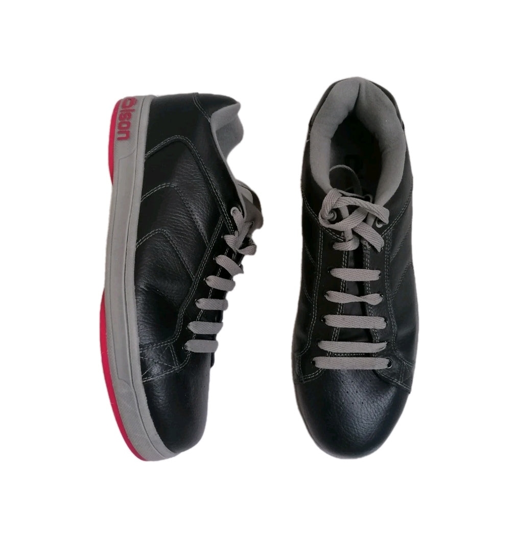 Men black red lace up trainers UK 11