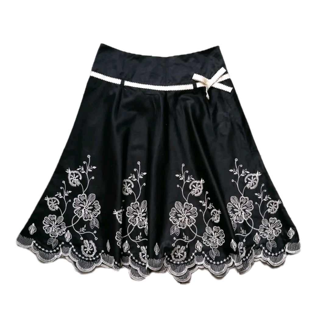 Ladies black mix skirt UK 8
