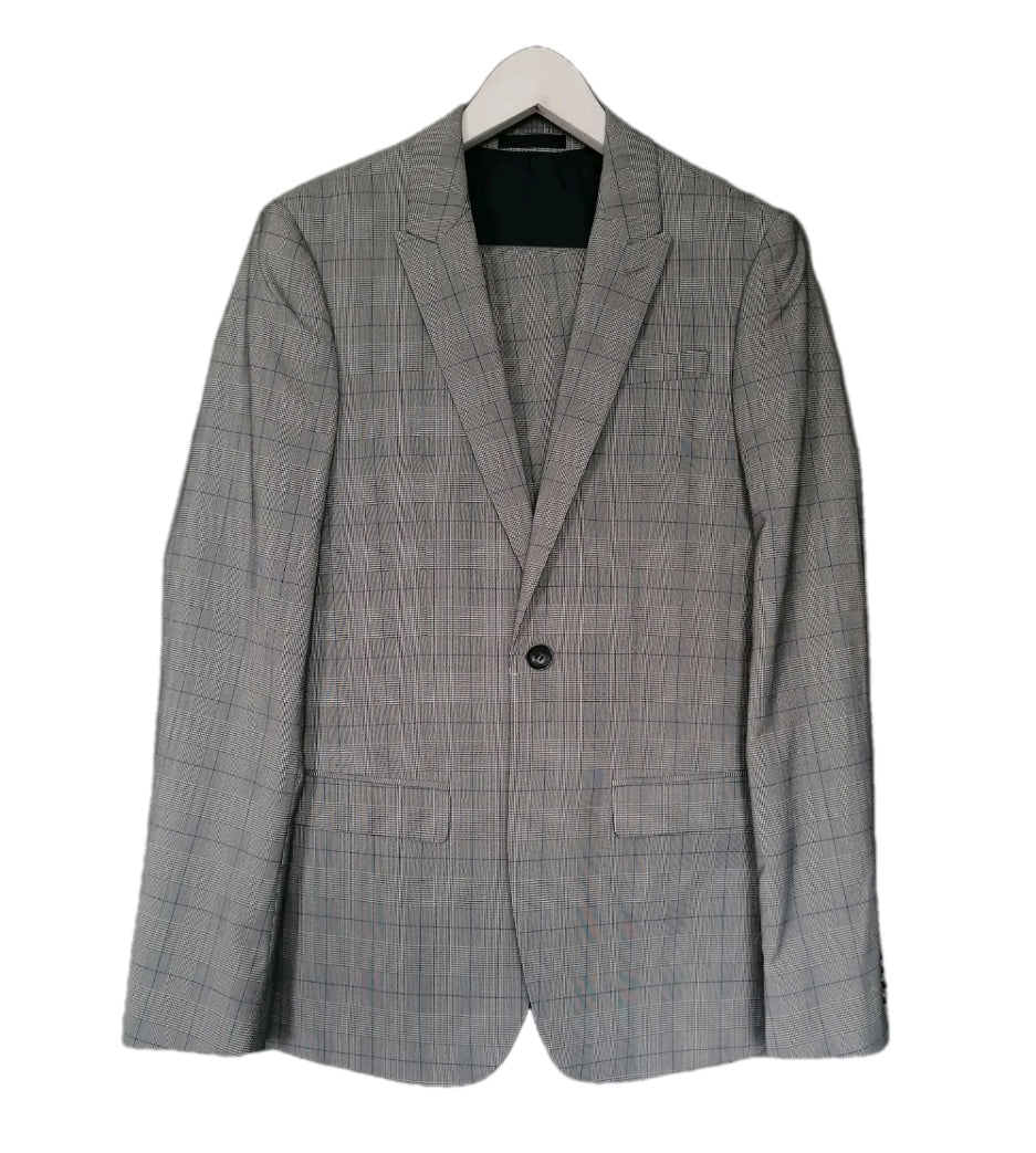 Men 2 piece suit 34R/28R