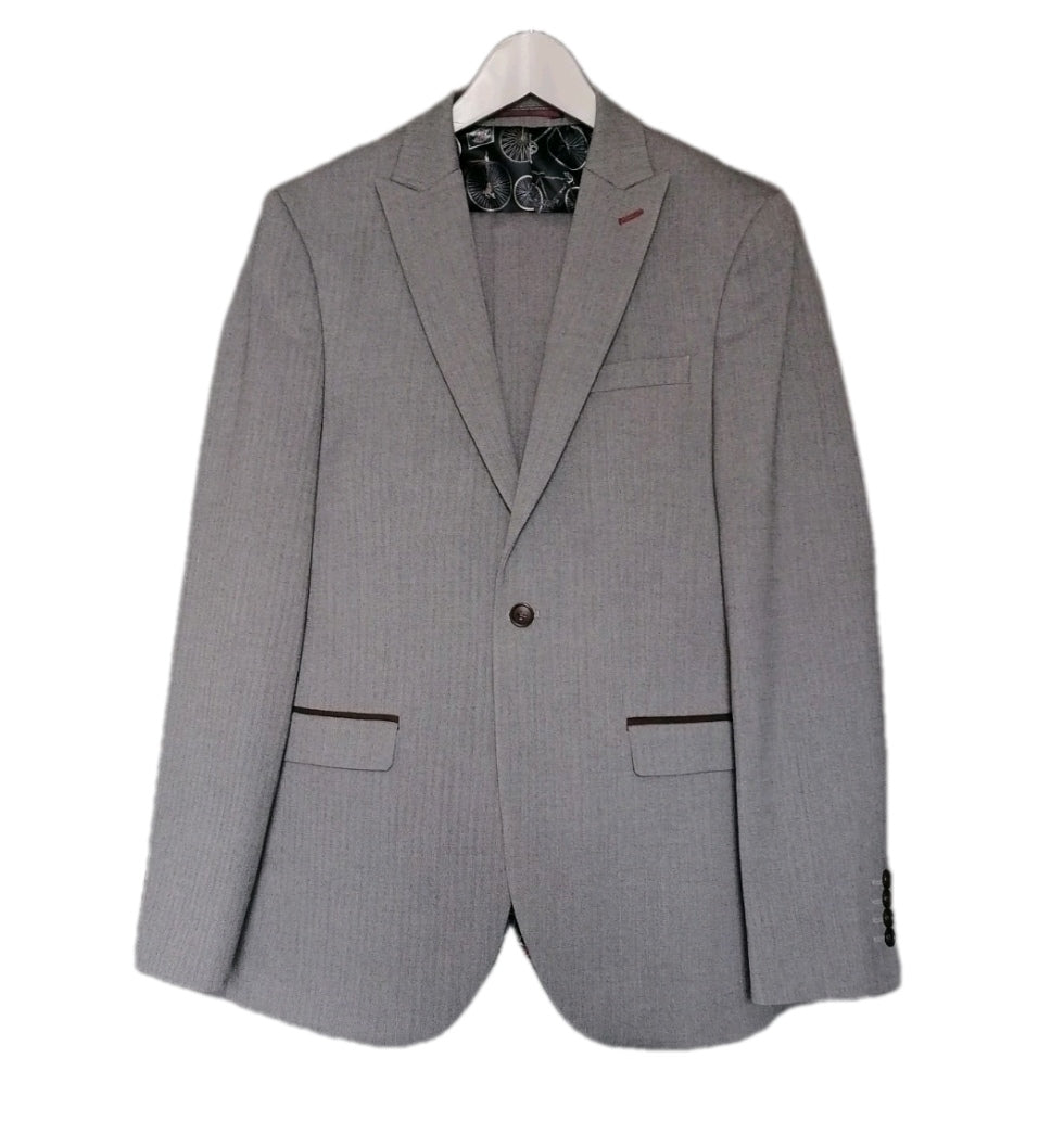 Men 2 piece suit 38R/30L