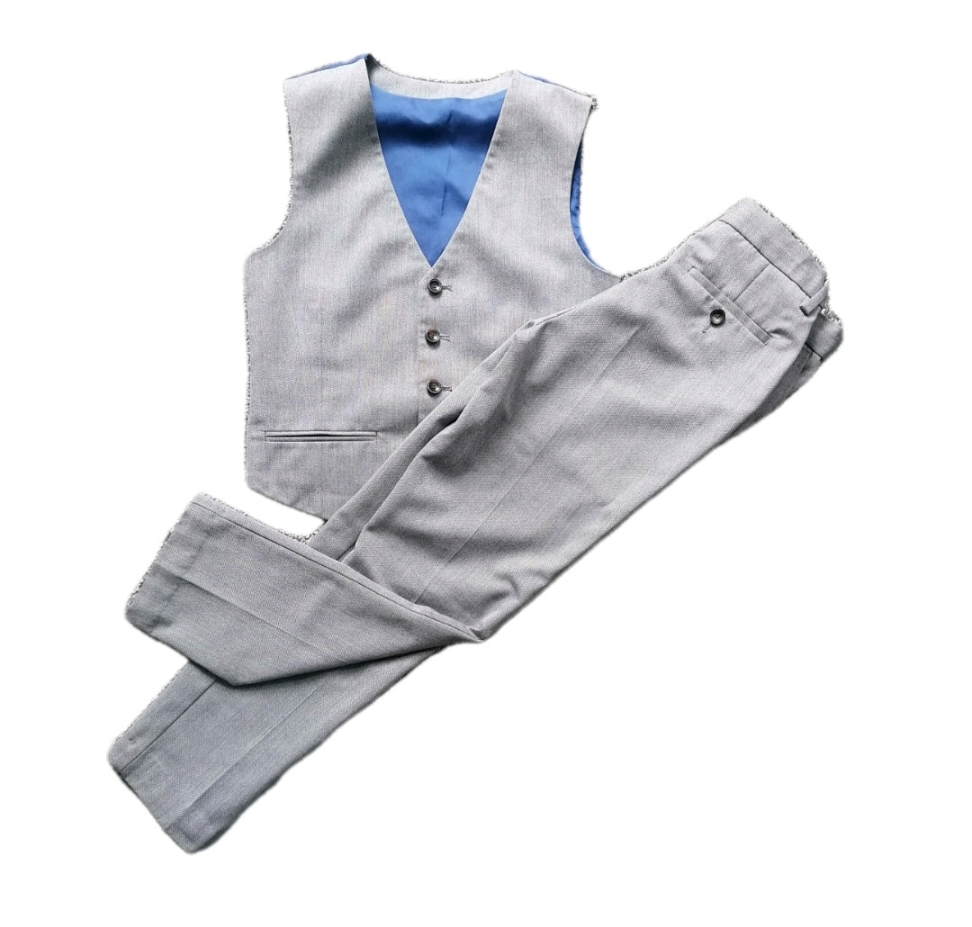Boys 2 piece suit 8-9y