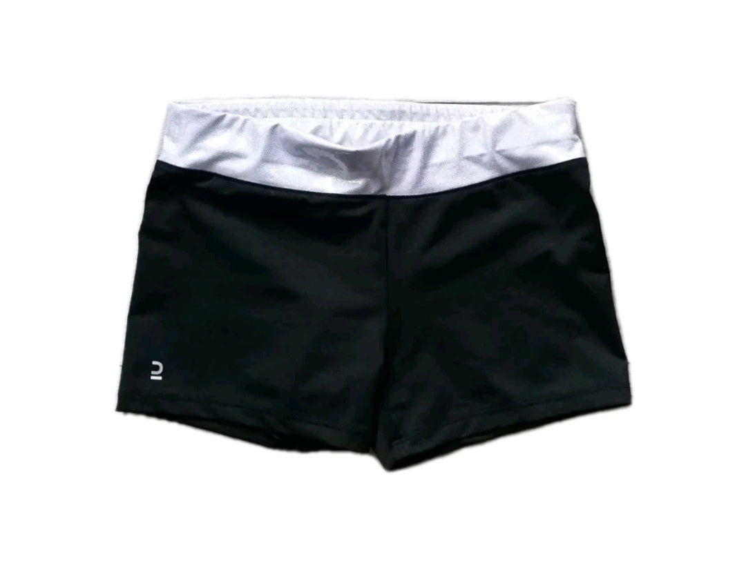 Girls shorts 9y