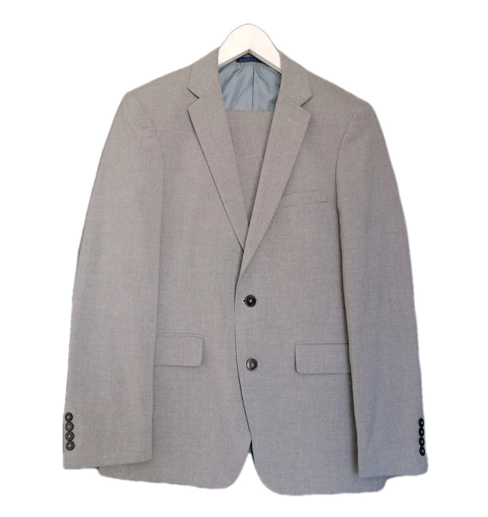 Men 2 piece suit 38R/34R