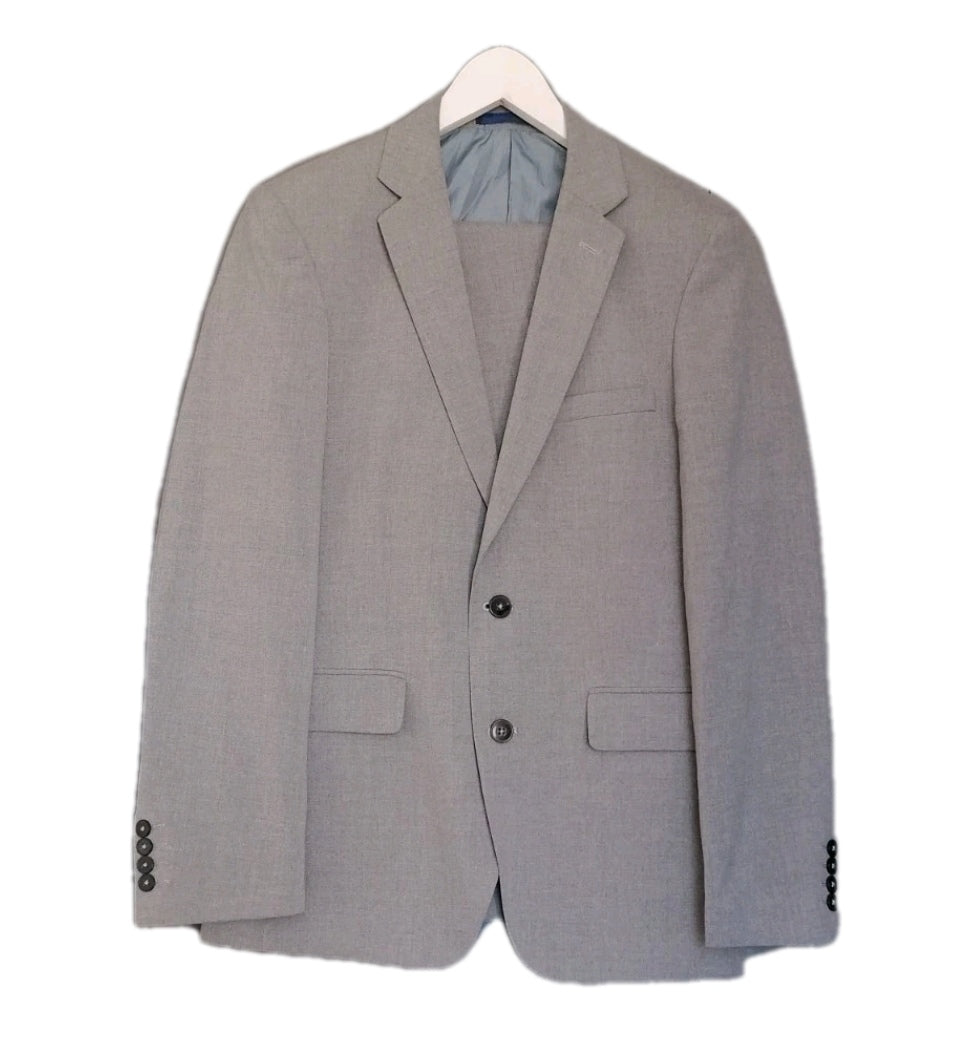 Men 2 piece suit 38R/34R