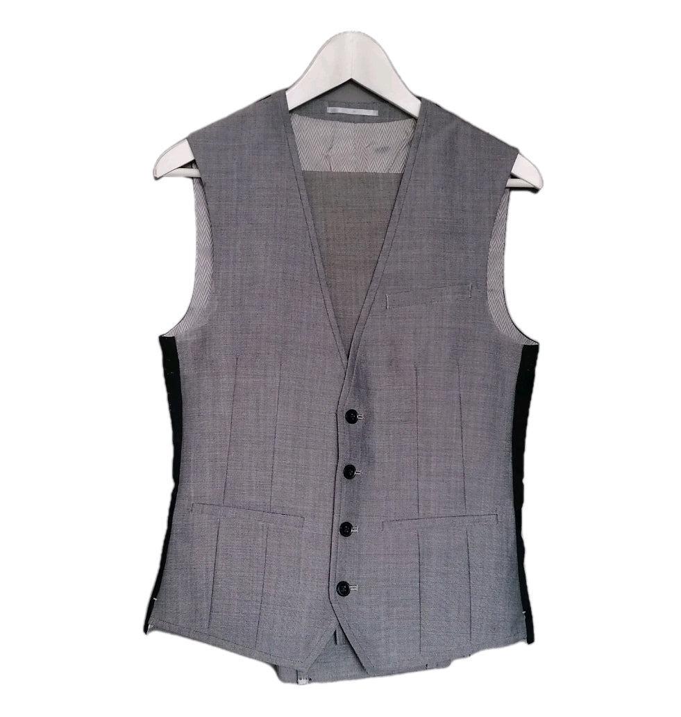 2 piece suit 34R