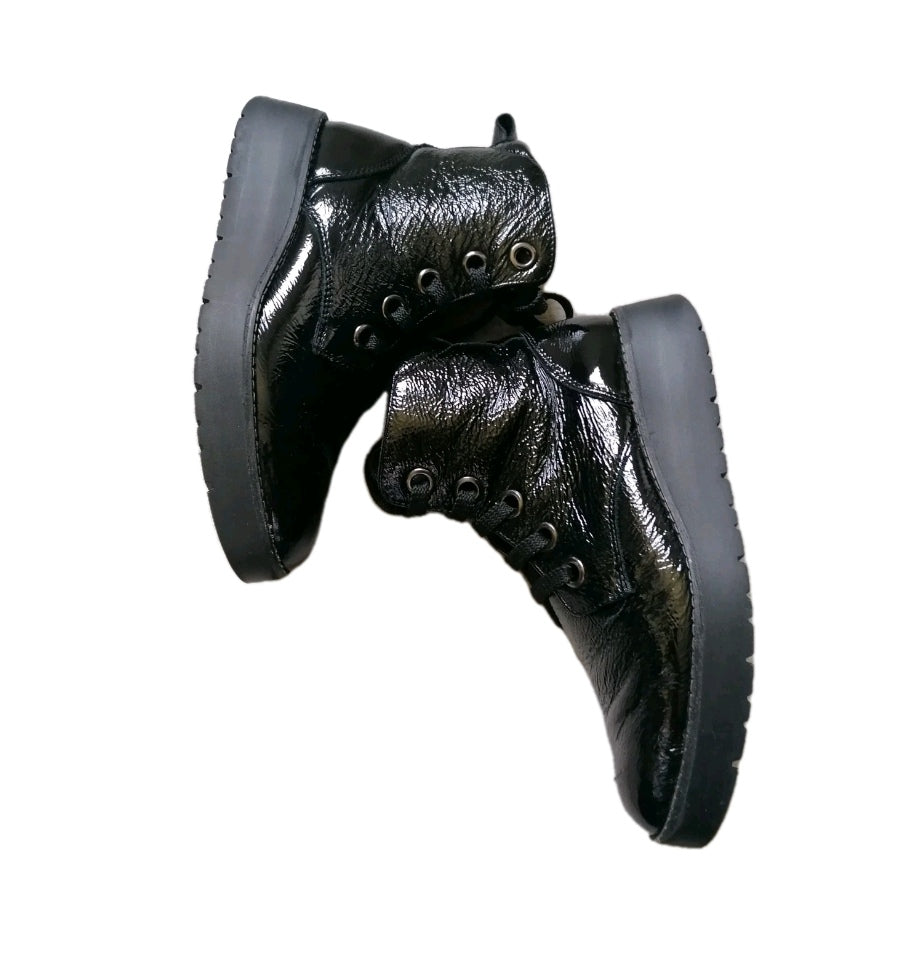 Ladies black patent ankle boot UK 5