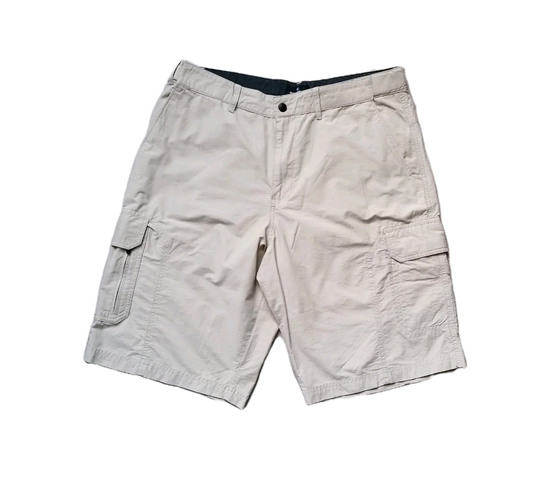 Men beige cargo shorts W36