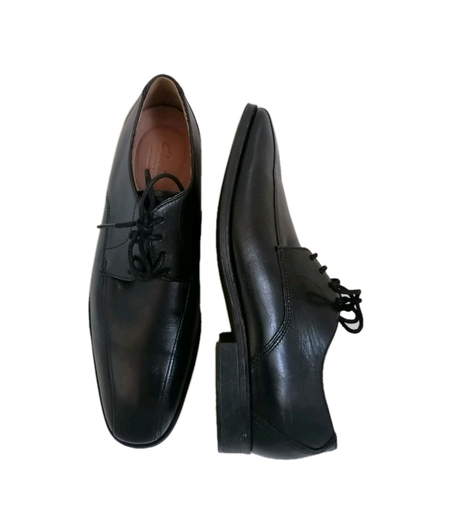 Men Clarks black formal lace up shoe UK 9