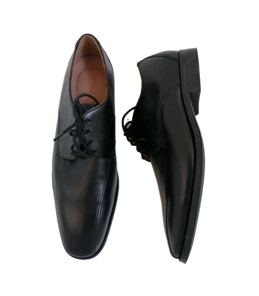 Men Clarks black formal lace up shoe UK 9