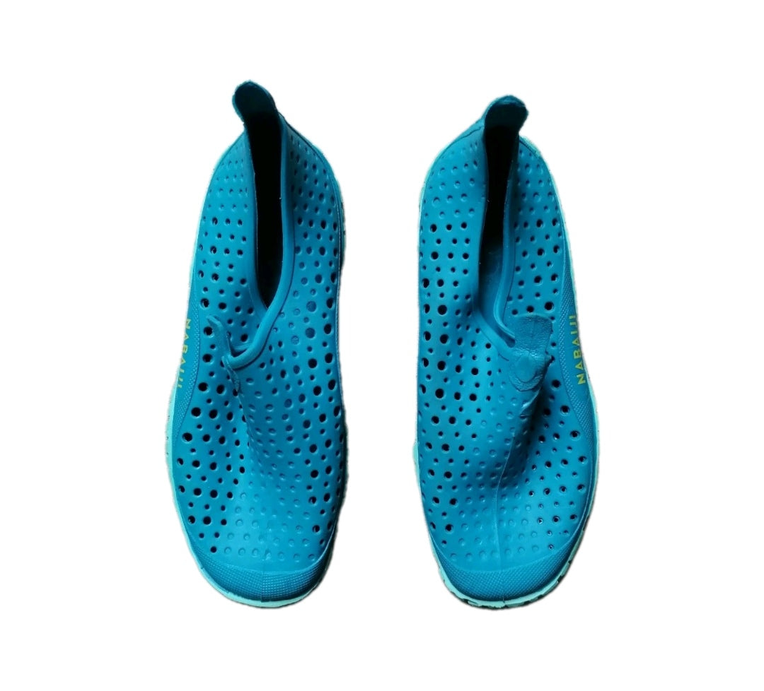 Kids tourqouis aqua unisex shoe UK 2