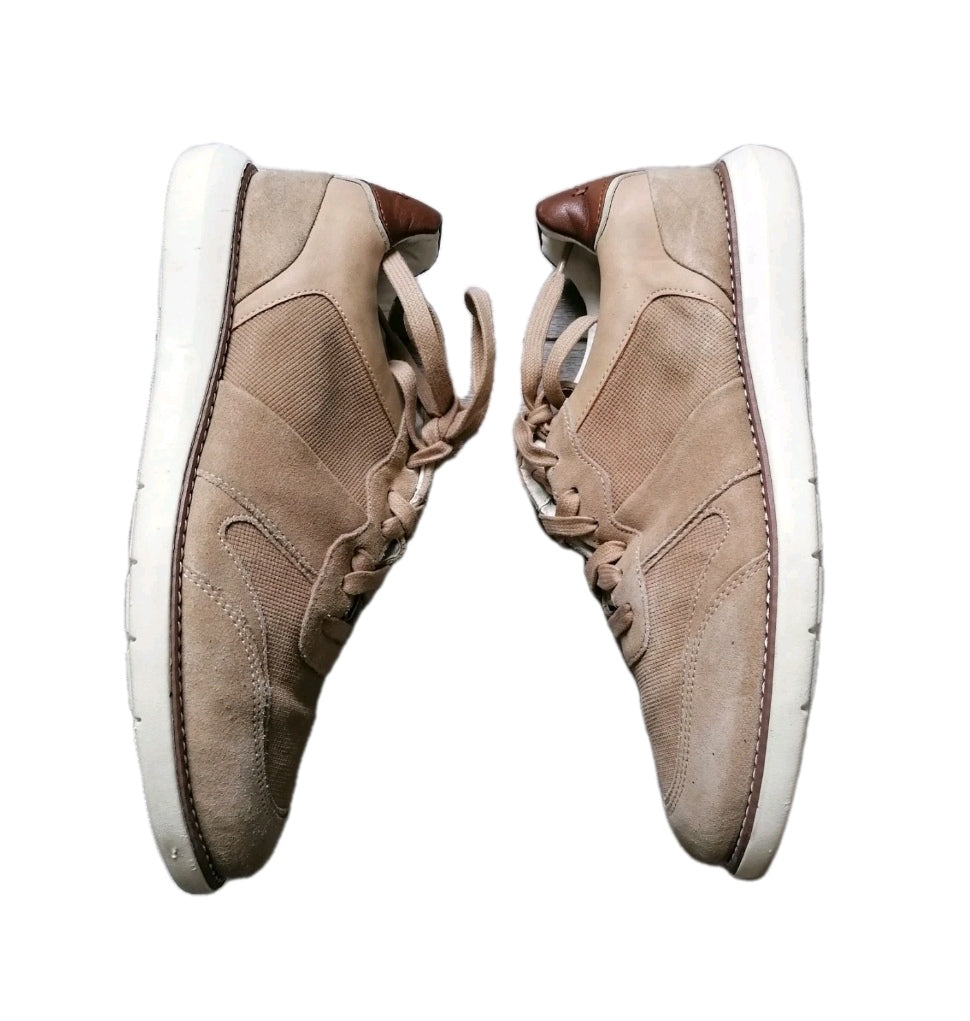 Older boys Zara beige casual shoe UK 6.5