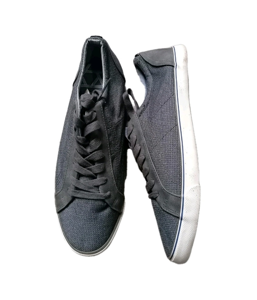 Older boys Burton grey lace up trainers shoe UK 6