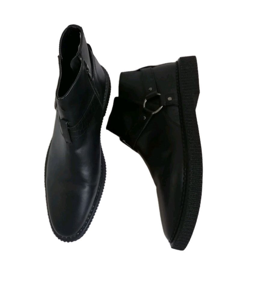 Men Topman black ankle boot UK 11