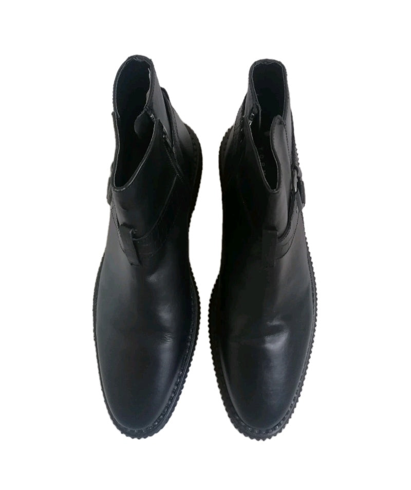 Men Topman black ankle boot UK 11