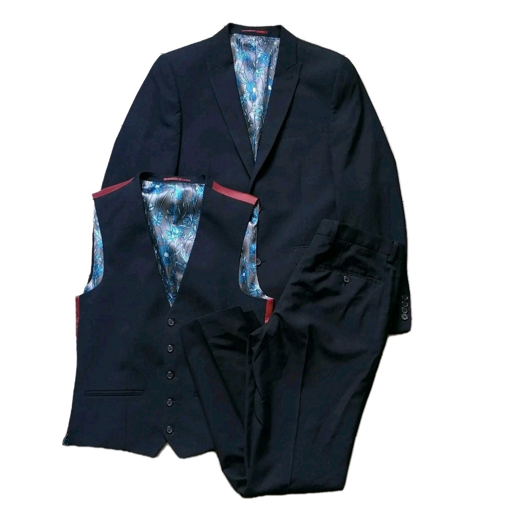 Men Next navy blue slim fit 3 piece suit 38R/32R/38R