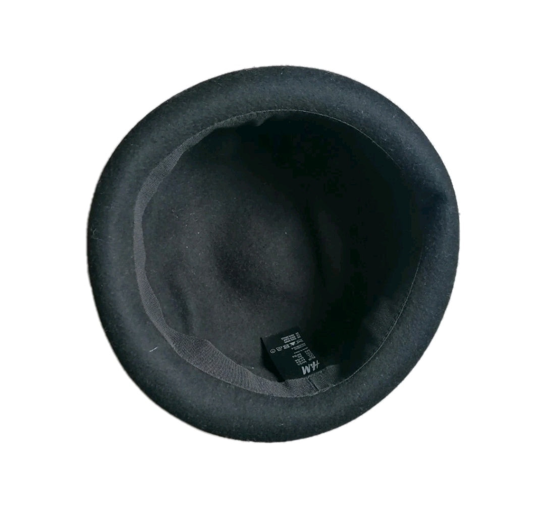 Men H&M black hat, Medium/56