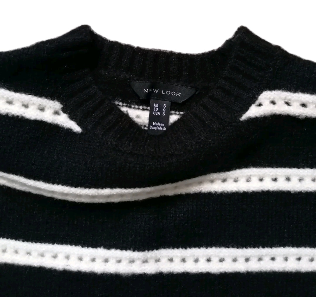 Ladies New Look black & cream jumper, Small(UK 10-12)