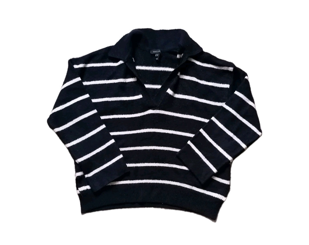 Ladies navy & cream striped jumper medium(UK 12-14)