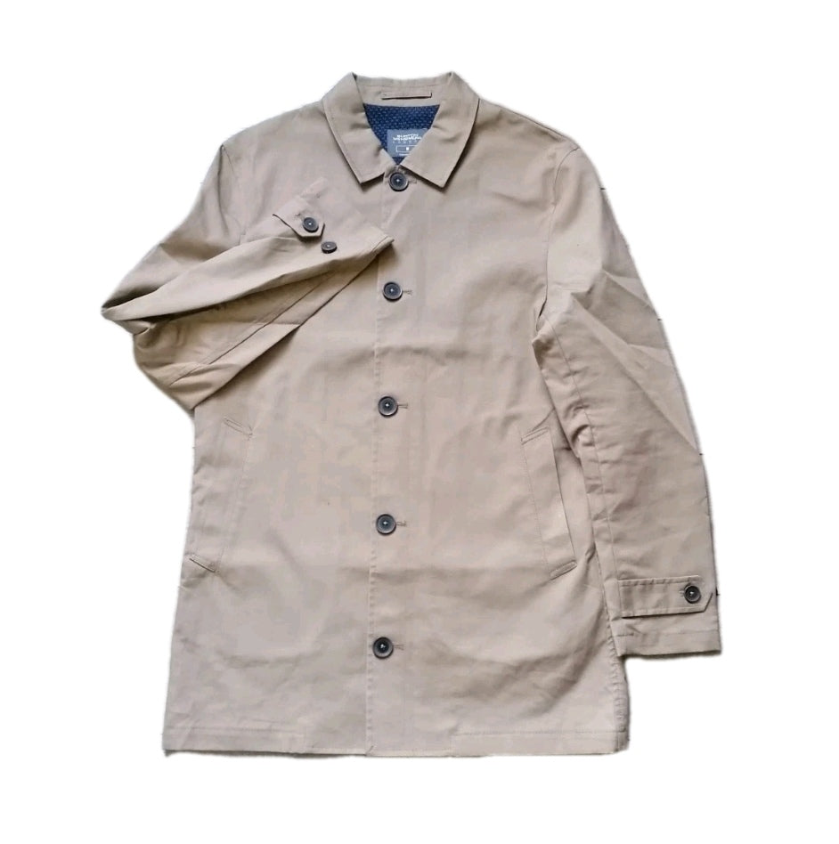 Men Burton beige trench overcoat, Medim