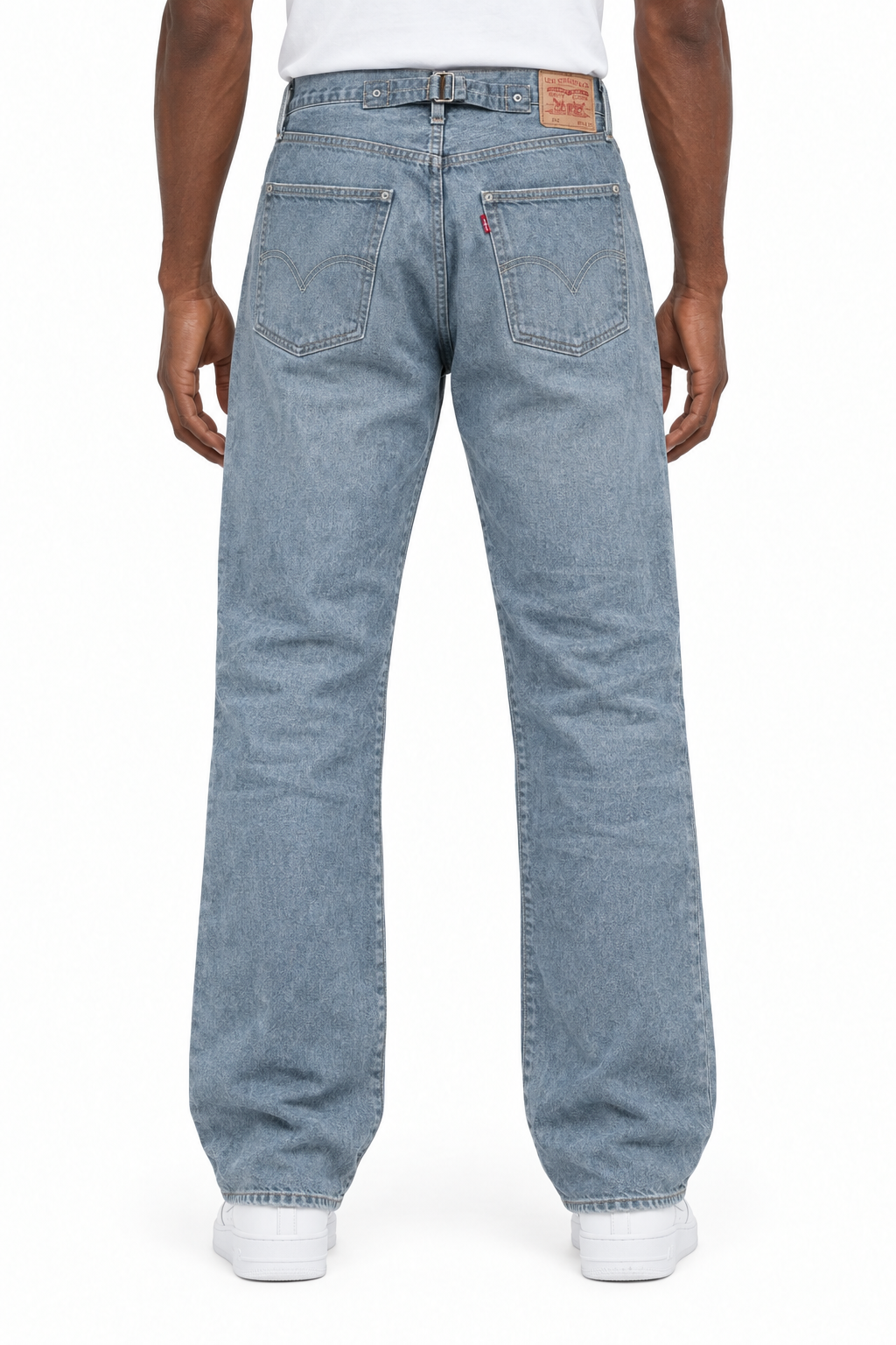 Back view of model wearing the loose-fit Levi jeans