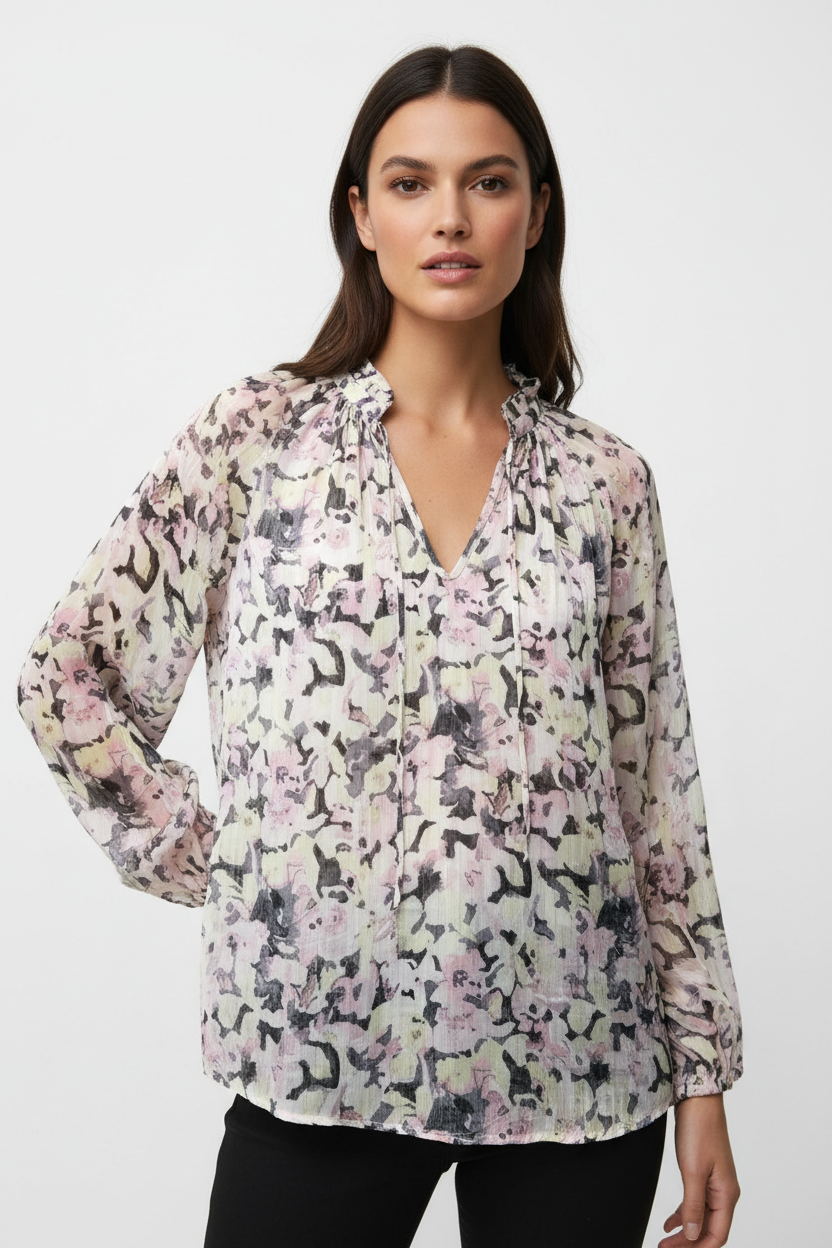 Ladies H&M Floral Blouse – Face to Hip Model Shot