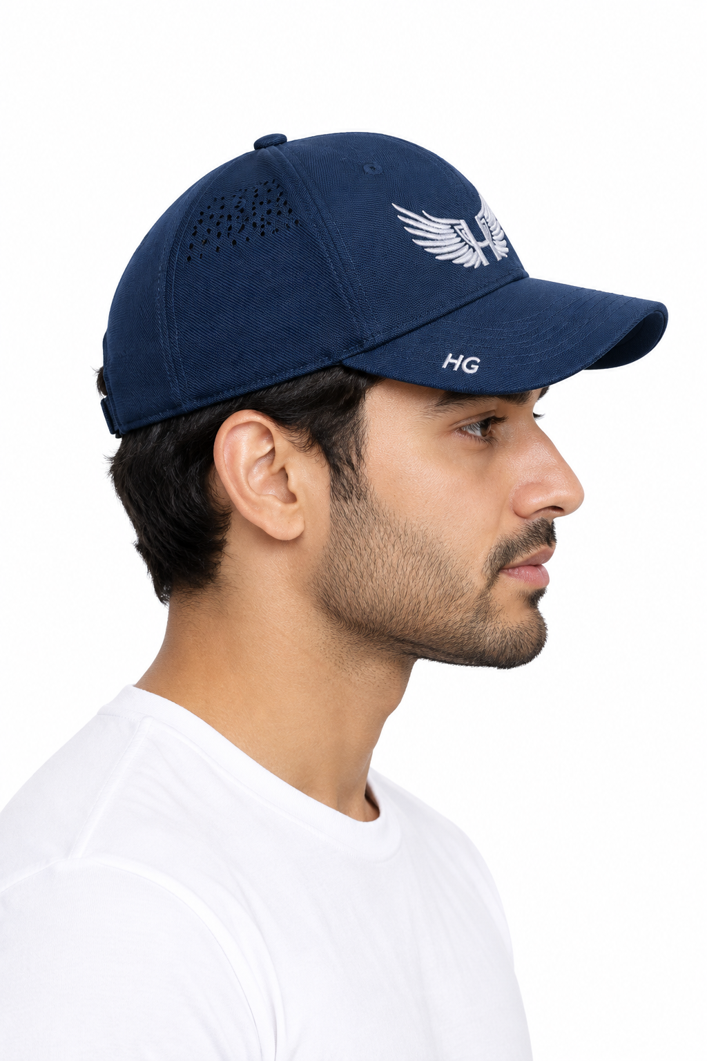 Model wearing the navy cap from the side