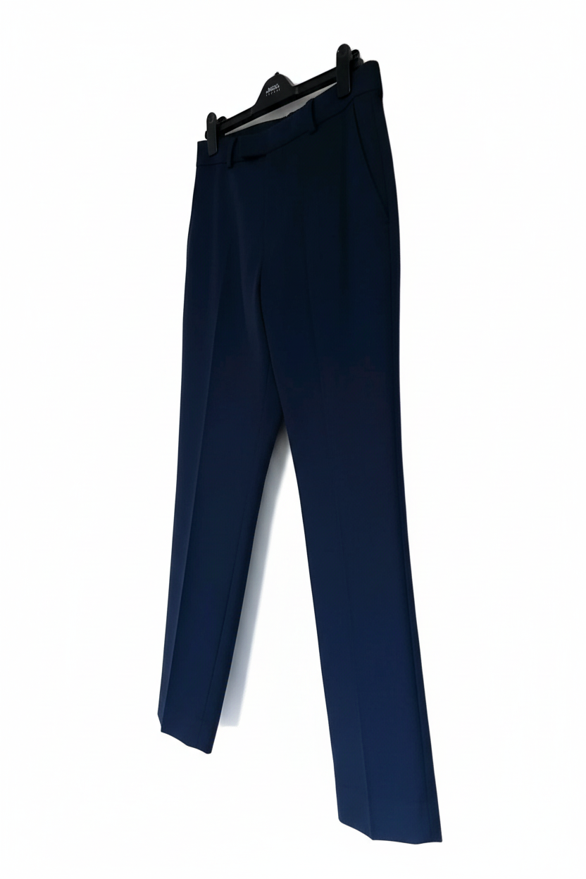 Refined trousers angled